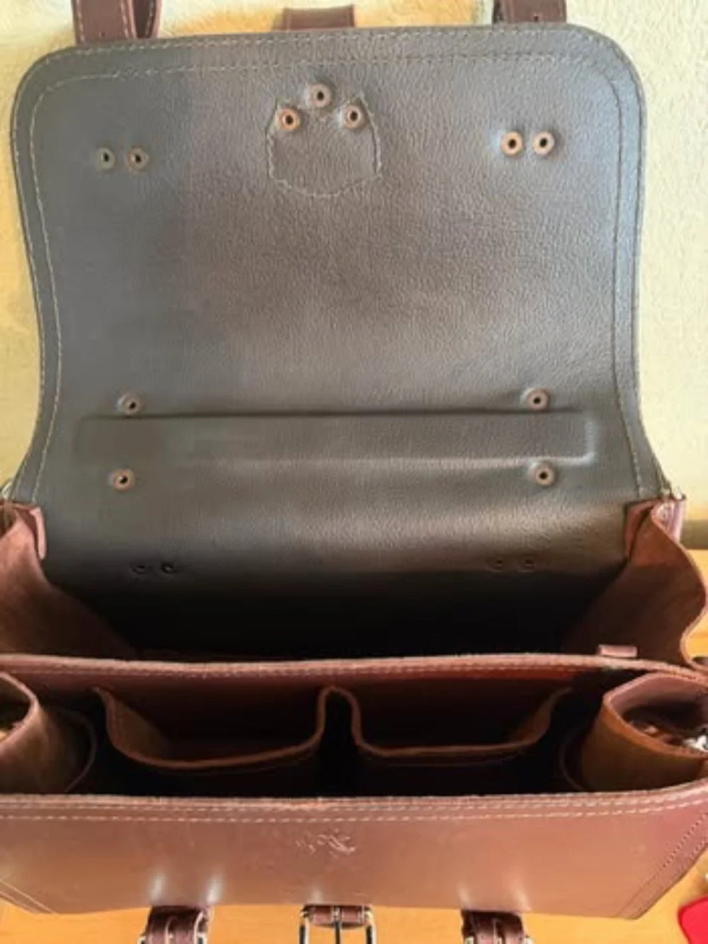 Authentic Saddleback Leather Large Thin Briefcase – Chestnut